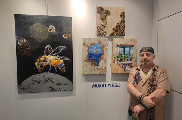 Murat Yücel eserlerini ArtContact Uluslararası Çağdaş Sanat Fuarı’nda sanatseverlerle buluşturdu