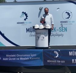 Cuma Paksoy’dan Sert Tepki: “Bu Tiyatroya Artık Son Verin!”